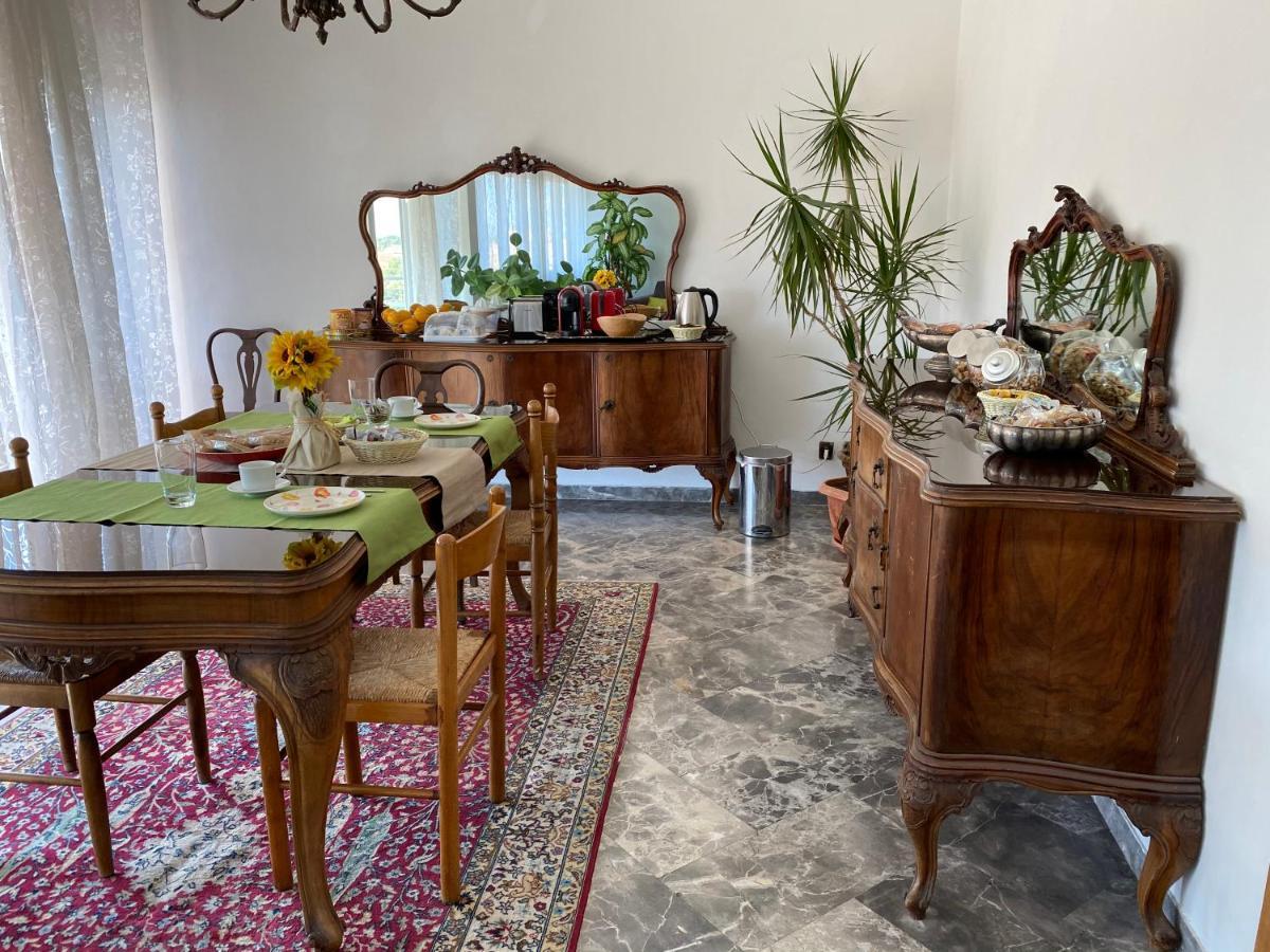 B&B Del Viaggiatore Sarzana Exteriér fotografie