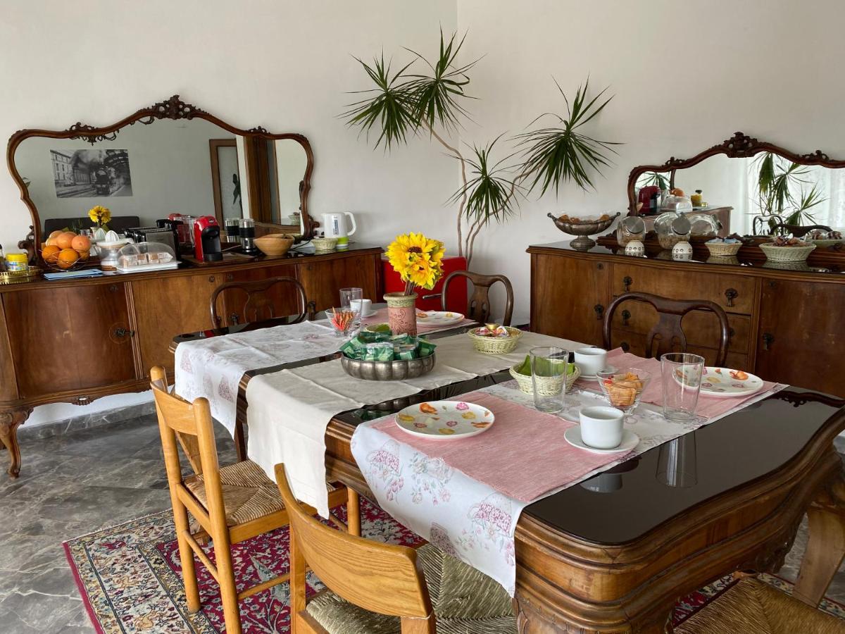 B&B Del Viaggiatore Sarzana Exteriér fotografie